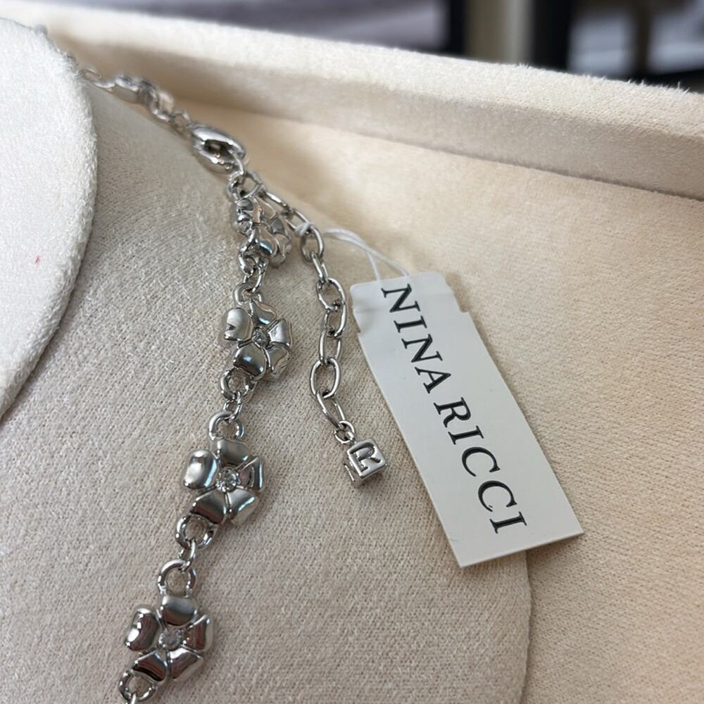 Nina Ricci Silver Crystal Floral Necklace - Picture 3 of 7